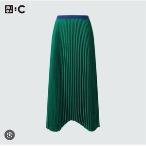 UNIQLO :C Emerald Green Pleated Midi Skirt with Blue Dots